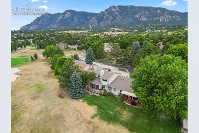 348 Blue Windsor Lane, Colorado Springs, CO 80906 - Photo 39