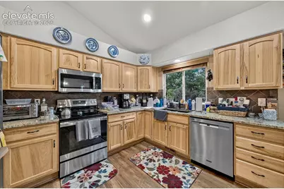 7534 Wrangler Ridge Drive, Colorado Springs, CO 80923 - Photo 11