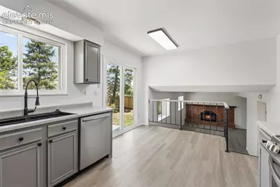 5326 Picket Drive, Colorado Springs, CO 80918 - Photo 13