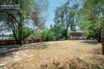 1426 Holmes Drive, Colorado Springs, CO 80909 - Photo 33