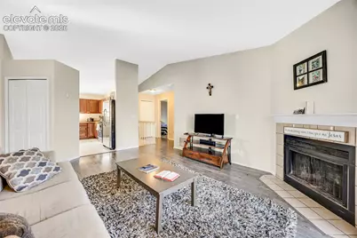 972 Columbine Avenue, Colorado Springs, CO 80904 - Photo 3