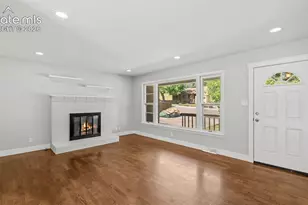 10 El Sereno Dr, Colorado Springs, CO 80906 - Photo 5