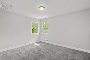 10 El Sereno Dr, Colorado Springs, CO 80906 - Photo 15