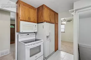1342 Bates Dr, Colorado Springs, CO 80909 - Photo 9
