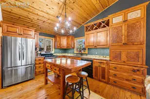 1366 Vagabond Creek Dr, Lake George, CO 80827 - Photo 5