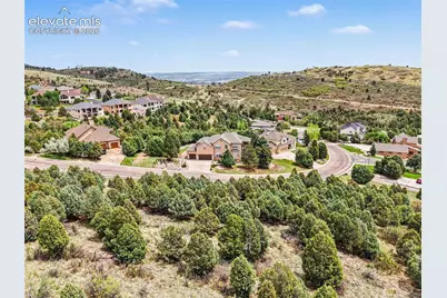 4215 Cedar Heights Drive, Colorado Springs, CO 80904 - Photo 3