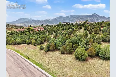 4215 Cedar Heights Drive, Colorado Springs, CO 80904 - Photo 9