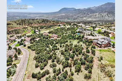 4215 Cedar Heights Drive, Colorado Springs, CO 80904 - Photo 5
