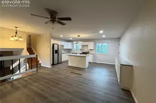 1129 Stanton St, Colorado Springs, CO 80907 - Photo 3