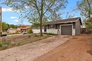 1540 Saratoga Dr, Colorado Springs, CO 80910 - Photo 3