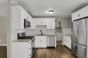 1540 Saratoga Dr, Colorado Springs, CO 80910 - Photo 11