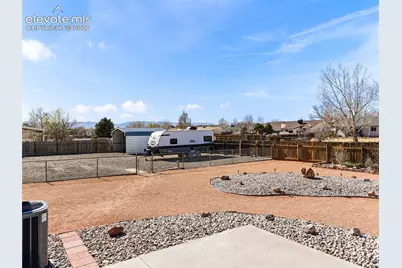735 S Sterling Drive, Pueblo, CO 81007 - Photo 23