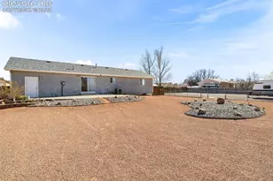 735 S Sterling Dr, Pueblo, CO 81007 - Photo 25