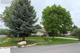3020 Rockbrook Ln, Colorado Springs, CO 80904 - Photo 7