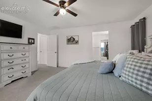 2501 Bella Terra Dr, Pueblo, CO 81001 - Photo 15