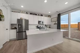 2501 Bella Terra Dr, Pueblo, CO 81001 - Photo 9
