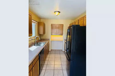 975 Daffodil Street, Fountain, CO 80817 - Photo 7