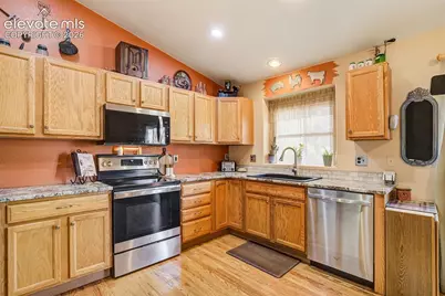 5844 Pioneer Mesa Drive, Colorado Springs, CO 80923 - Photo 3