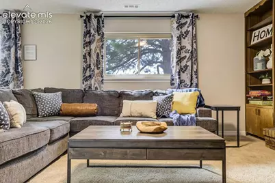 5280 Diamond Drive, Colorado Springs, CO 80918 - Photo 15