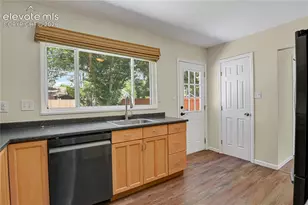 3211 N Institute St, Colorado Springs, CO 80907 - Photo 11