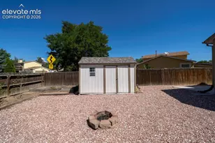 4510 Hollyridge Dr, Colorado Springs, CO 80916 - Photo 31
