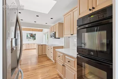 26 Oak Avenue, Colorado Springs, CO 80906 - Photo 5