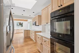 26 Oak Ave, Colorado Springs, CO 80906 - Photo 5