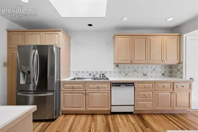 26 Oak Avenue, Colorado Springs, CO 80906 - Photo 25