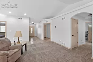2326 Cliffmoor Ln, Pueblo, CO 81008 - Photo 5