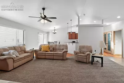 2326 Cliffmoor Lane, Pueblo, CO 81008 - Photo 3