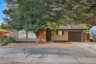 1818 Maplewood Dr, Pueblo, CO 81005 - Photo 1