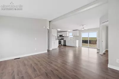 4671 Pipestem Avenue, Colorado Springs, CO 80928 - Photo 7