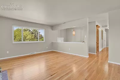 2440 San Carlos Circle, Colorado Springs, CO 80909 - Photo 9