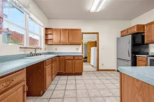 416 W Platte Ave, Colorado Springs, CO 80905 - Photo 9