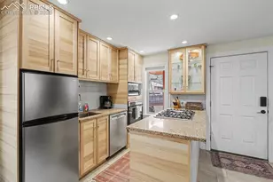 1702-1/2 W Cheyenne Rd, Colorado Springs, CO 80906 - Photo 9