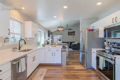 8228 Telegraph Drive, Colorado Springs, CO 80920 - Photo 9