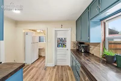 523 W Pikes Peak Avenue, Colorado Springs, CO 80905 - Photo 5