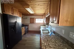 124 Trout Creek Dr, Divide, CO 80814 - Photo 5