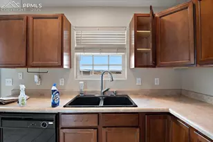 1313 N Blue Lake Ln, Pueblo, CO 81007 - Photo 7