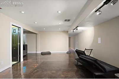 1313 N Blue Lake Lane, Pueblo, CO 81007 - Photo 23