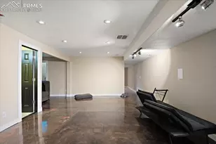 1313 N Blue Lake Ln, Pueblo, CO 81007 - Photo 23
