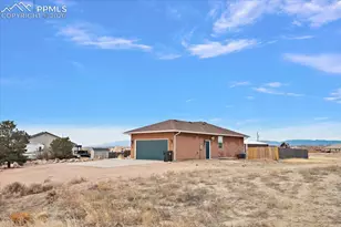 1313 N Blue Lake Ln, Pueblo, CO 81007 - Photo 25