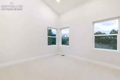 1520 Oak Hills Drive, Colorado Springs, CO 80919 - Photo 37