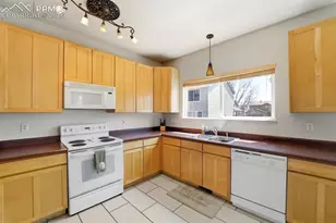 4691 Canyon Wren Ln, Colorado Springs, CO 80916 - Photo 9