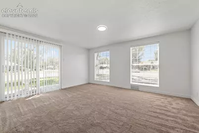 601 W Pitkin Avenue, Pueblo, CO 81004 - Photo 7