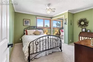 12360 Mesa View Rd, Larkspur, CO 80118 - Photo 21