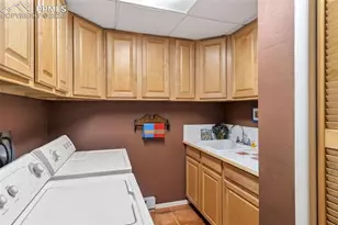 12360 Mesa View Rd, Larkspur, CO 80118 - Photo 23