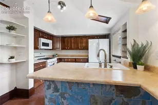 2210 W Kiowa St, Colorado Springs, CO 80904 - Photo 15