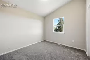 3490 Mountainside Dr, Colorado Springs, CO 80918 - Photo 23