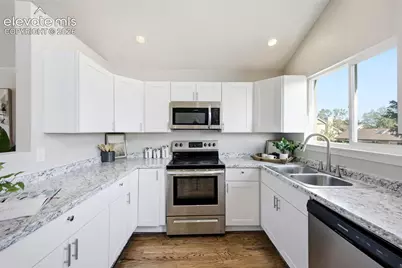 3490 Mountainside Drive, Colorado Springs, CO 80918 - Photo 7